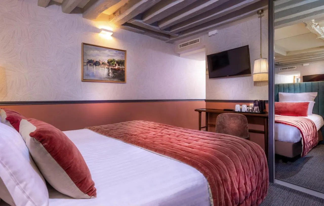 ***  Dauphine Saint Germain Hotel Paris France