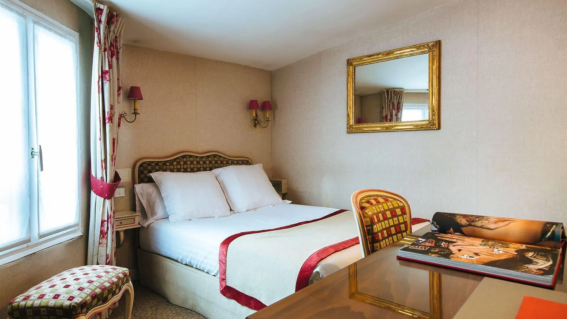 Dauphine Saint Germain Hotel Paris