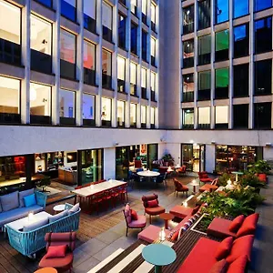 Hotel Citizenm Champs-elysees, Parijs