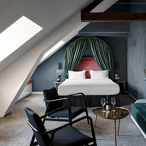 Grands Boulevards Experimental Hotel